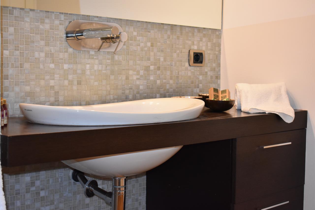 I Vicere B&B Deluxe Napoli Dış mekan fotoğraf