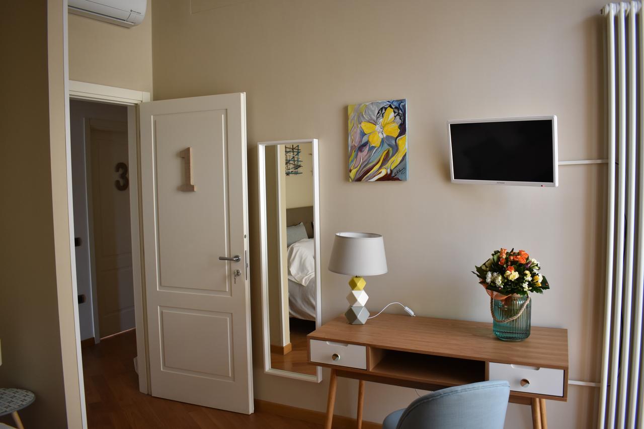 I Vicere B&B Deluxe Napoli Dış mekan fotoğraf