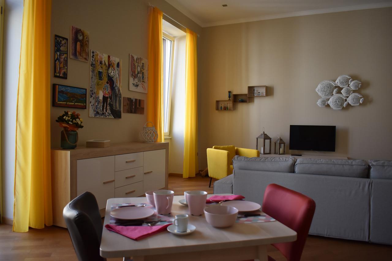 I Vicere B&B Deluxe Napoli Dış mekan fotoğraf