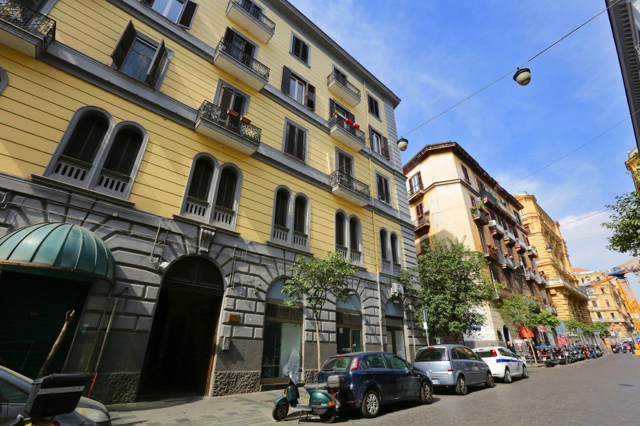 I Vicere B&B Deluxe Napoli Dış mekan fotoğraf